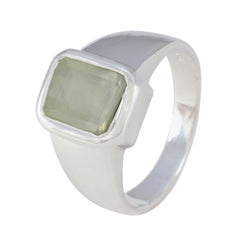 Eva Signet Light Green Solitaire Ring