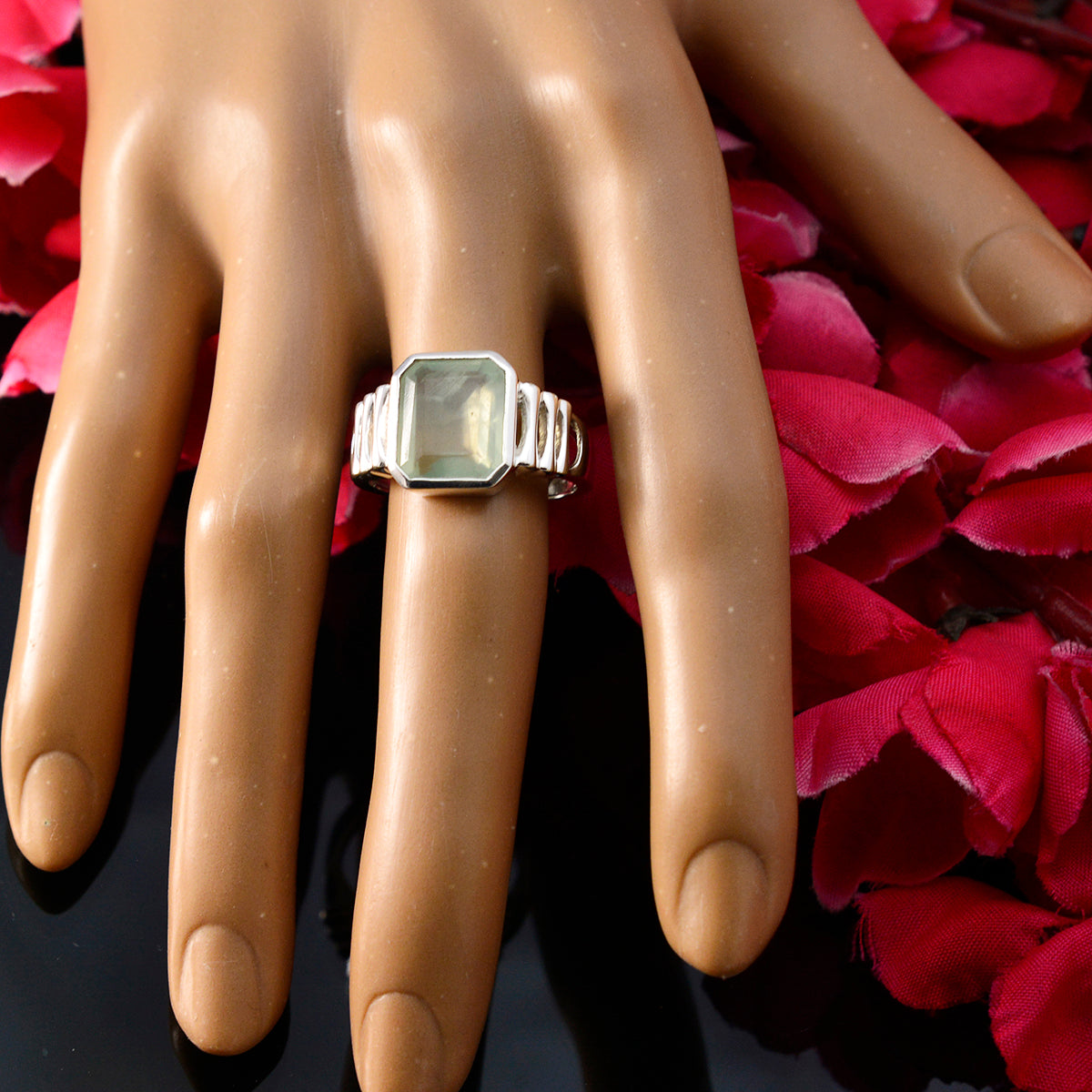 Ava Signet Light Green Solitaire Ring