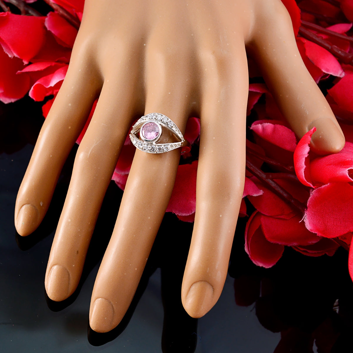 Aria Glamorous multicolor Halo Ring
