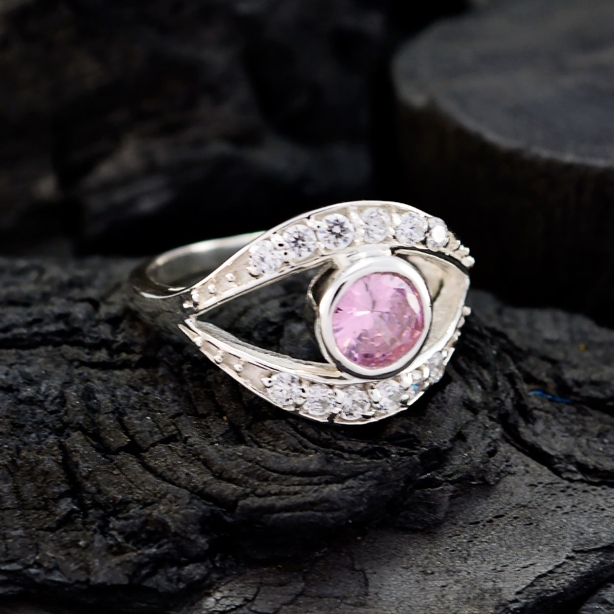 Aria Glamorous multicolor Halo Ring