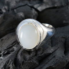 Paula Glamorous White Solitaire Ring