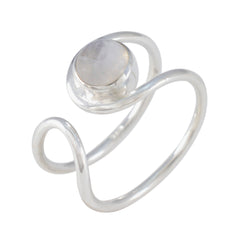 Nari Luxurious White Solitaire Ring