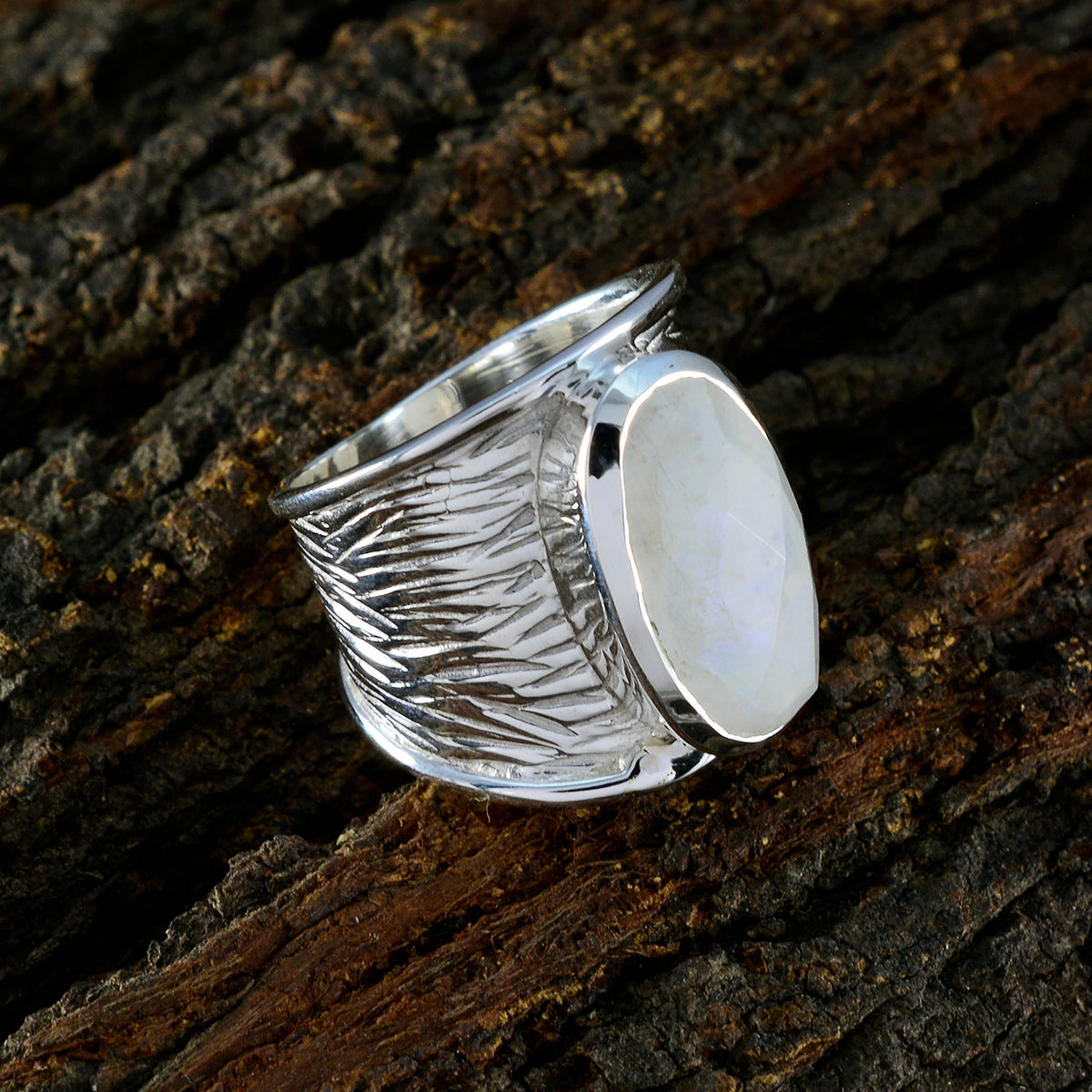 Ava Heritage White Solitaire Ring