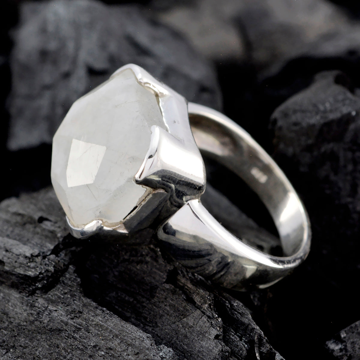 Violet Armor White Solitaire Ring