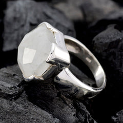 Violet Armor White Solitaire Ring