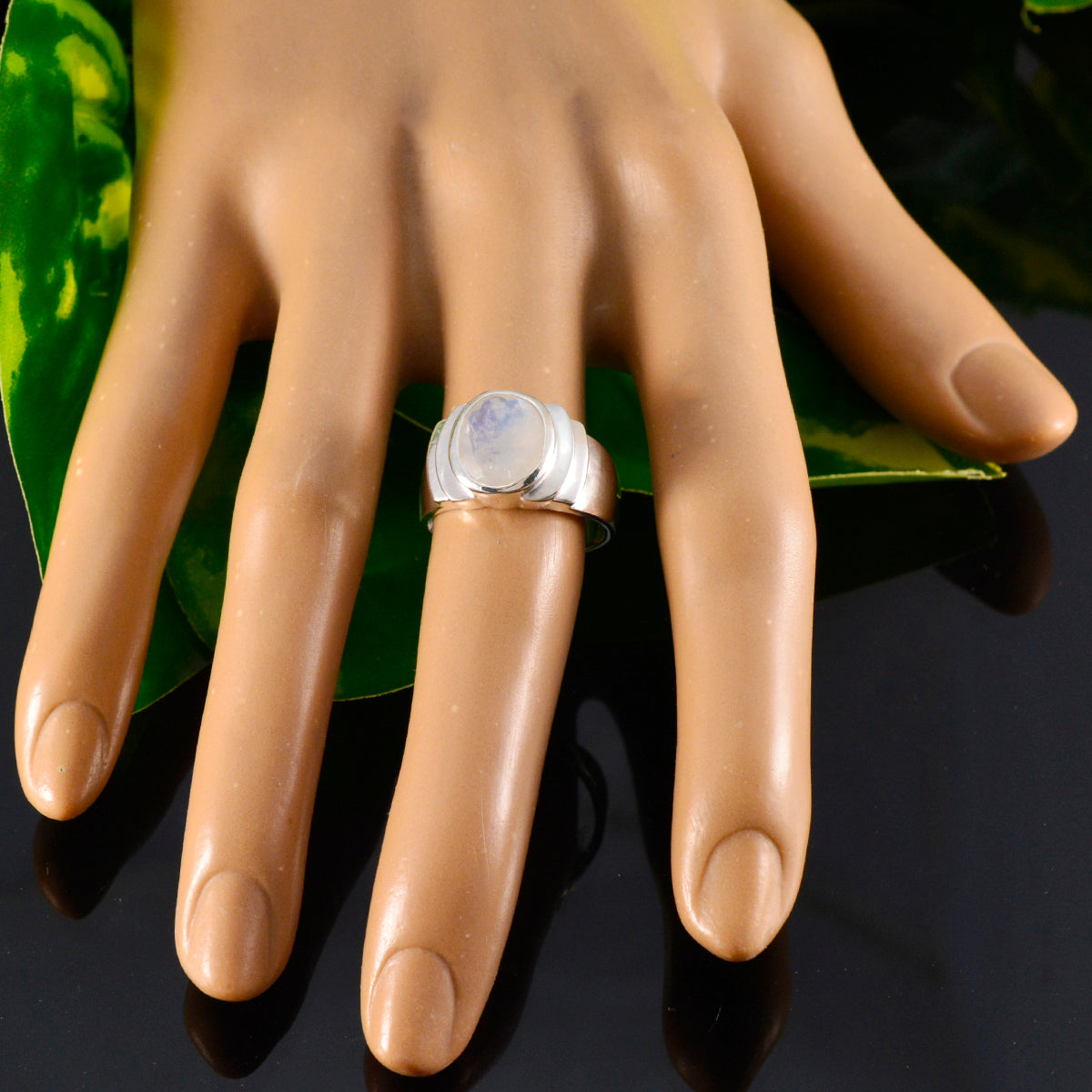 Ángeles valentine White Solitaire Ring