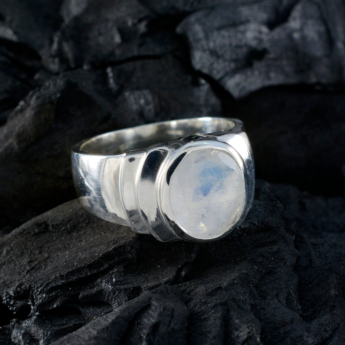 Ángeles valentine White Solitaire Ring