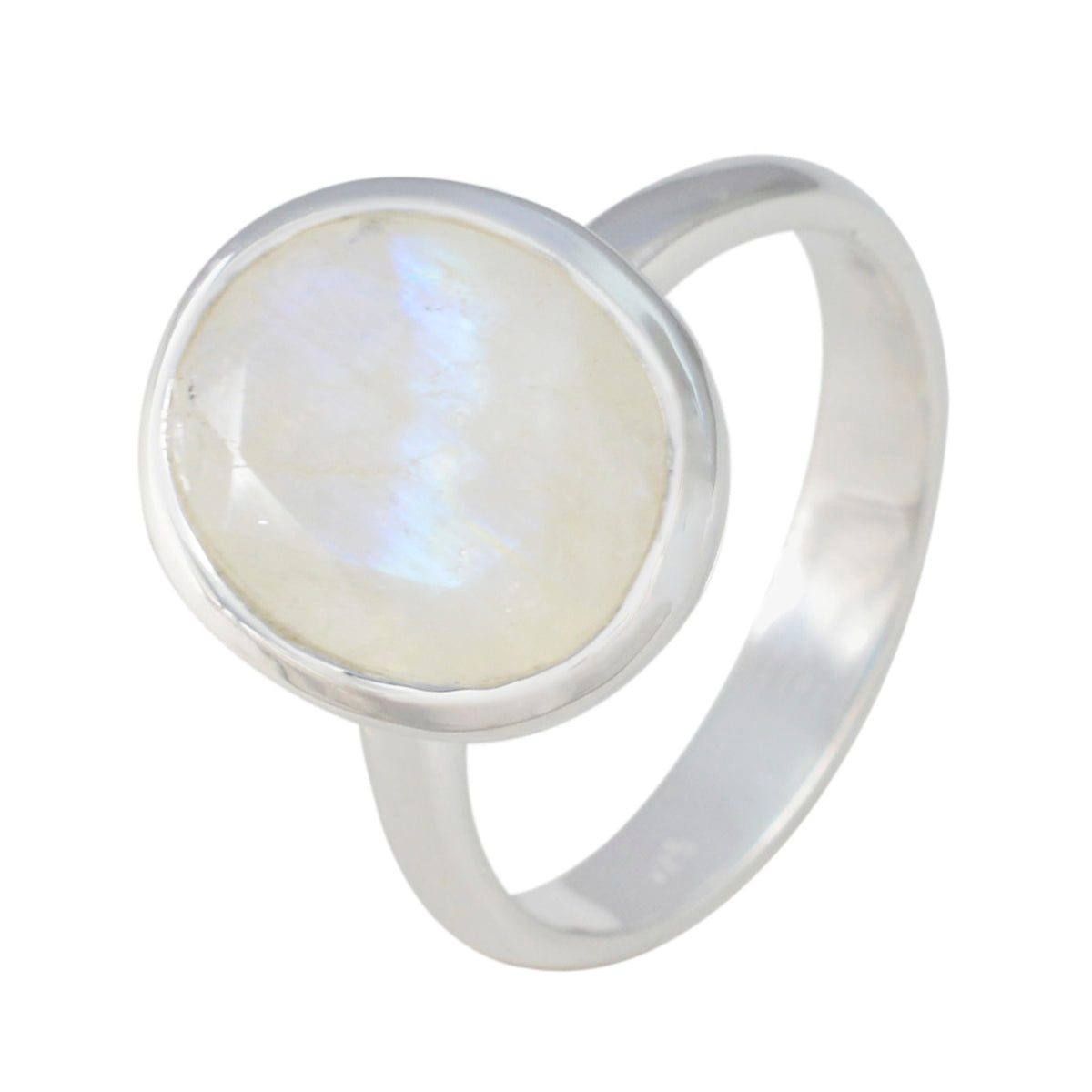 Mariana Traditional White Solitaire Ring