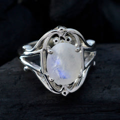 Putri Modern White Solitaire Ring