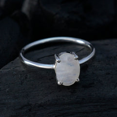Min-seo Sophisticated White Solitaire Ring