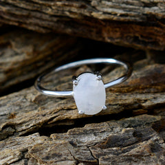 Min-seo Sophisticated White Solitaire Ring
