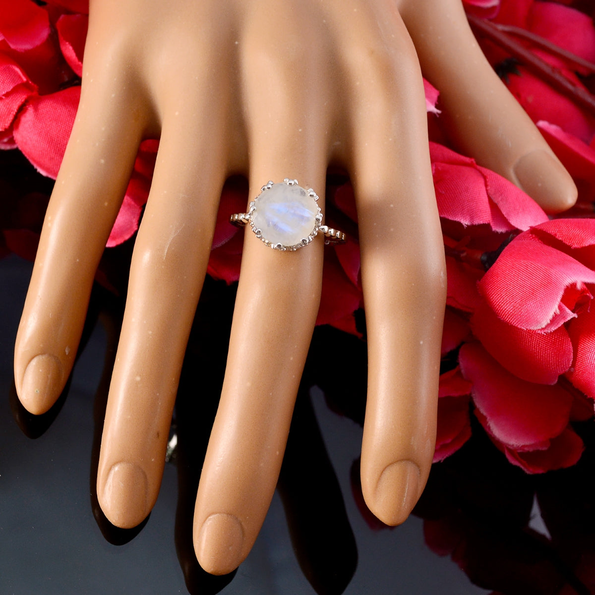 Scarlett Trendy White Solitaire Ring