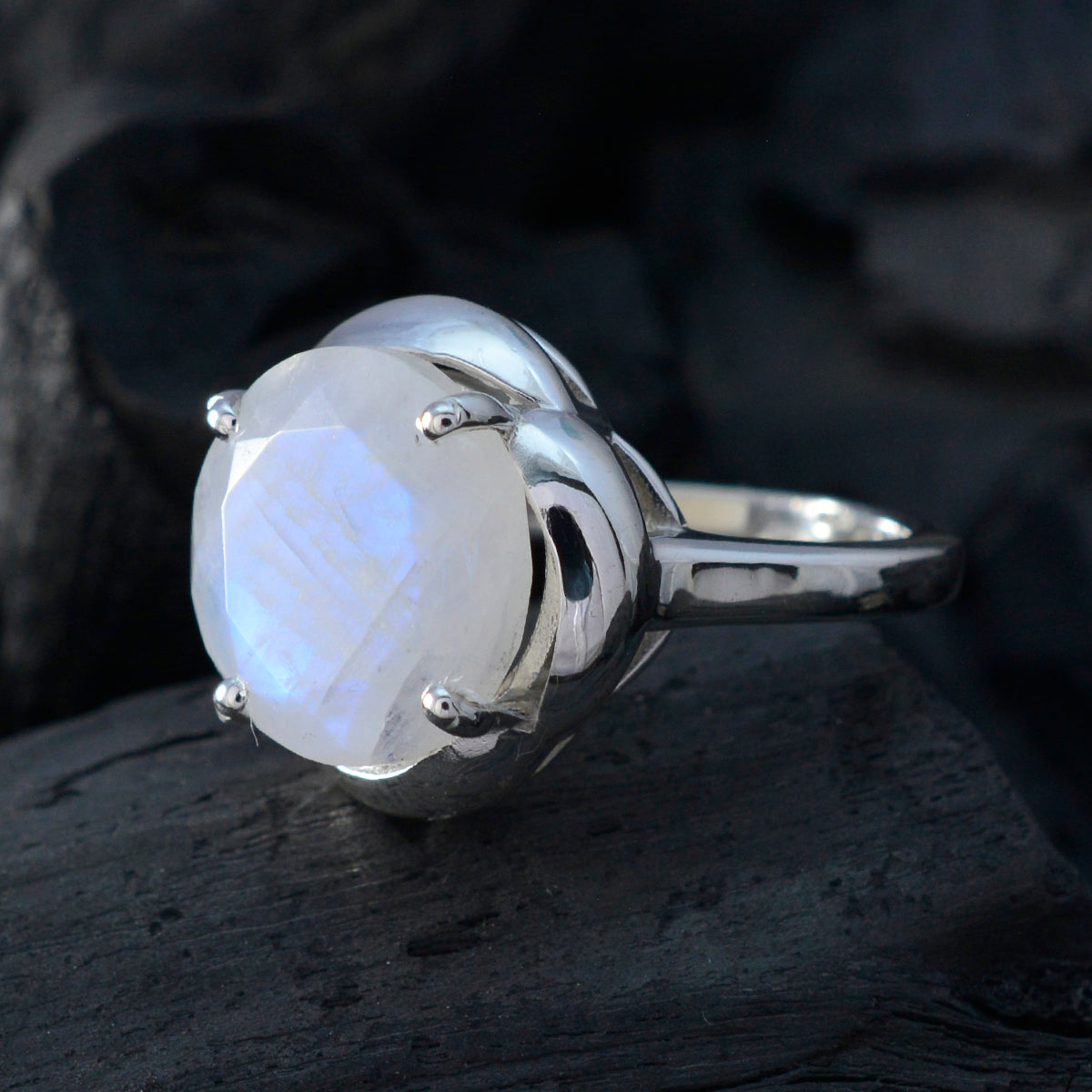 Liyana Graceful White Solitaire Ring