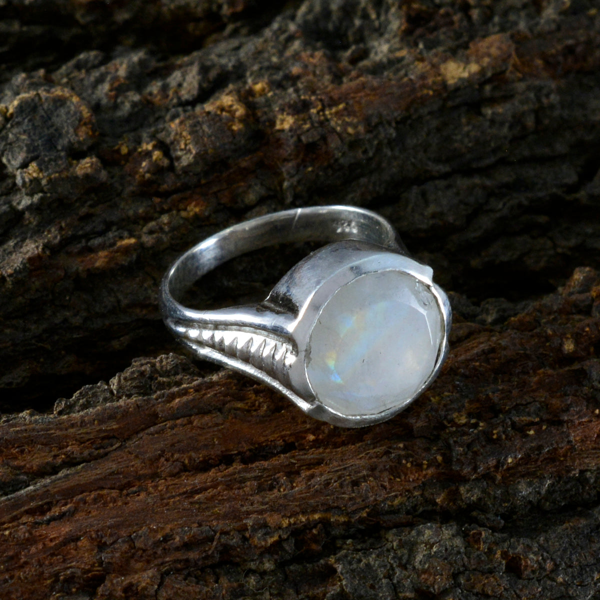 Isabella Sophisticated White Solitaire Ring