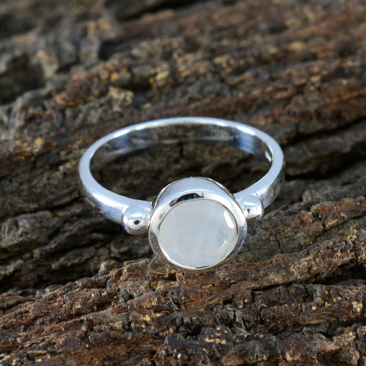 Riya Contemporary White Solitaire Ring