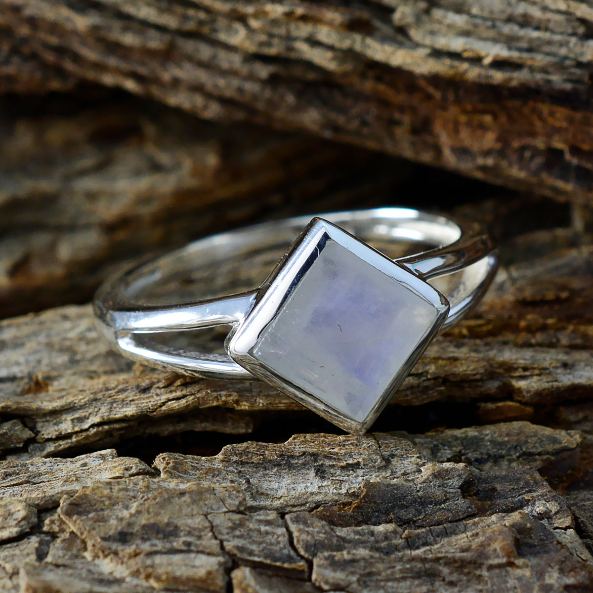 Priya Feminine White Solitaire Ring