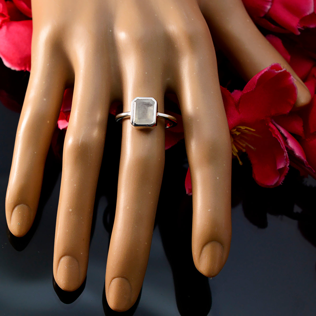 Ji-eun Boho White Solitaire Ring