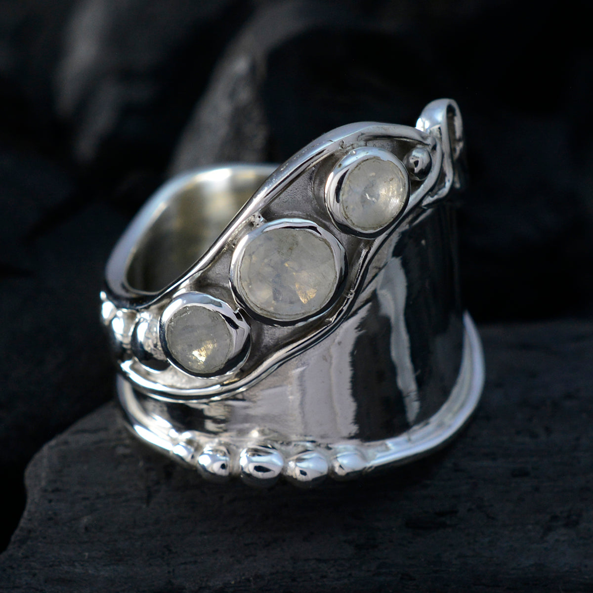 Lily Trendy White Trilogy Ring