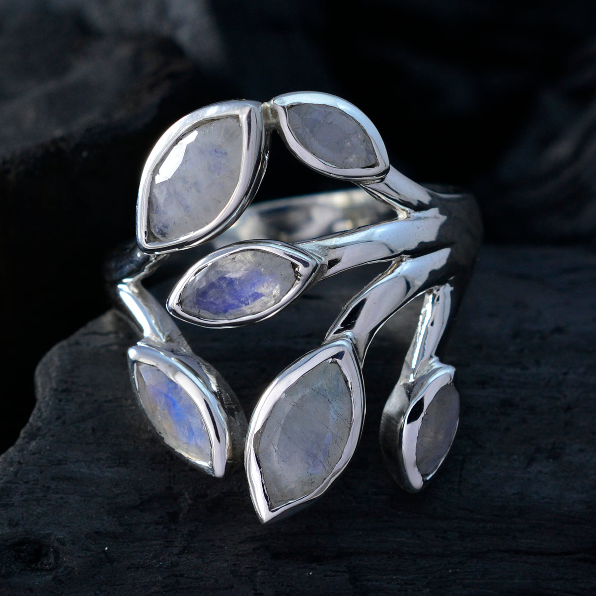 Freya Leafy White Hexa Ring