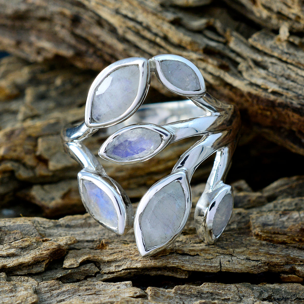 Freya Leafy White Hexa Ring