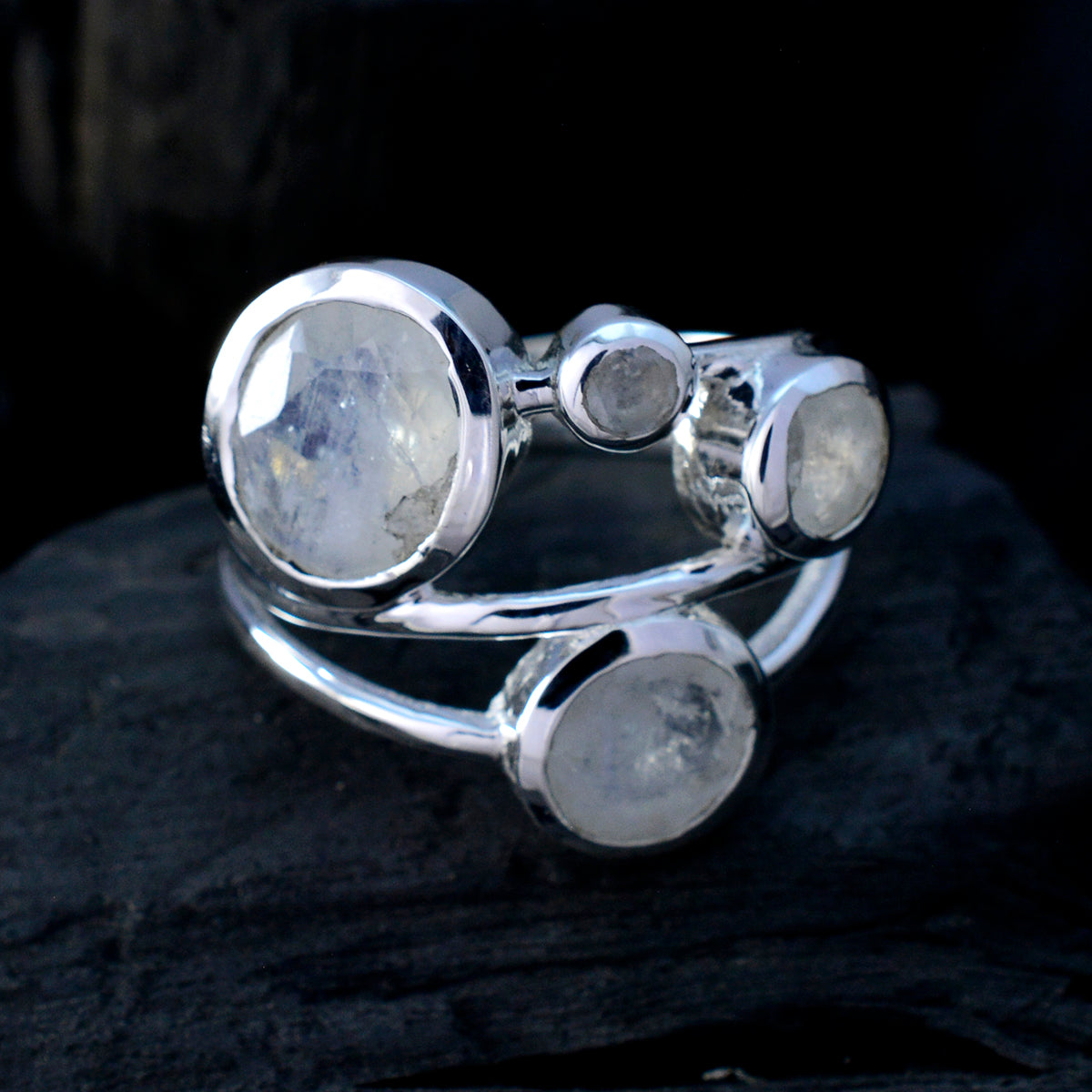 Pilar Cultural White quarter Ring