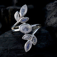 Victoria Leafy White Hepta Ring
