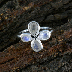 Pauline Floral White quarter Ring