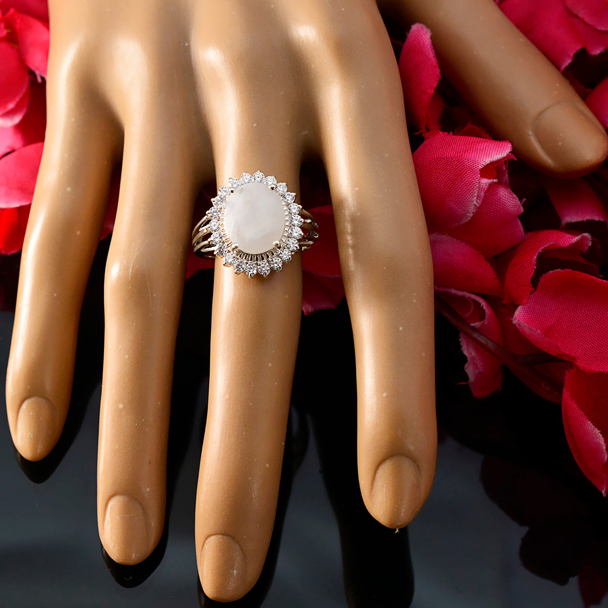 Skylar Signet White Halo Ring
