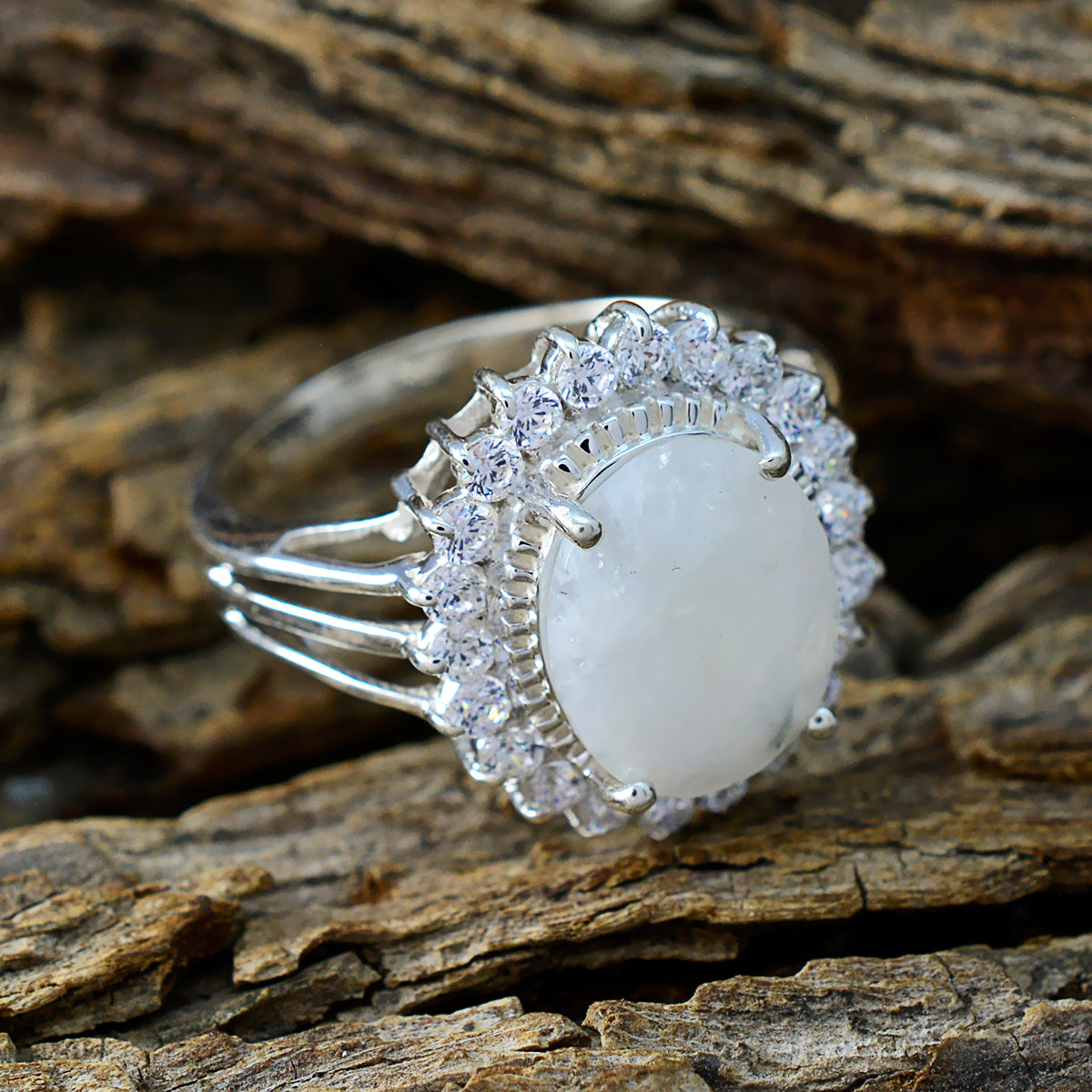 Skylar Signet White Halo Ring