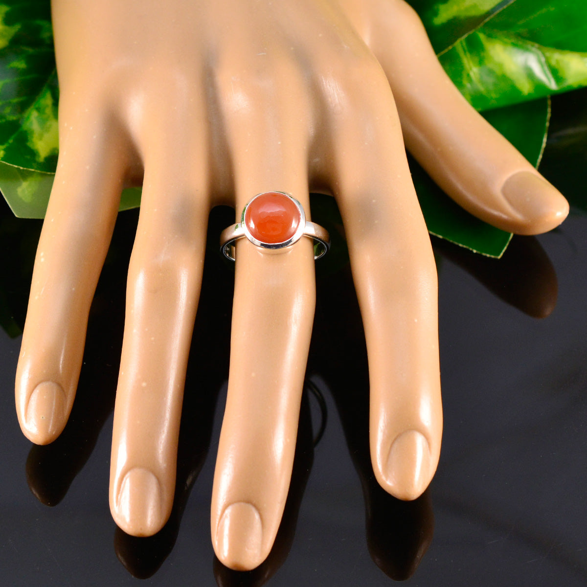 Angel Luxurious Red Solitaire Ring