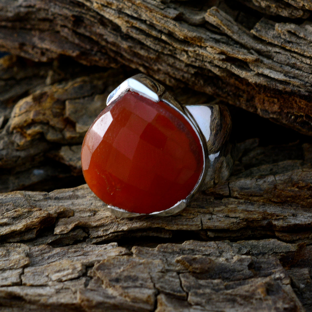 Tereza valentine Red Solitaire Ring