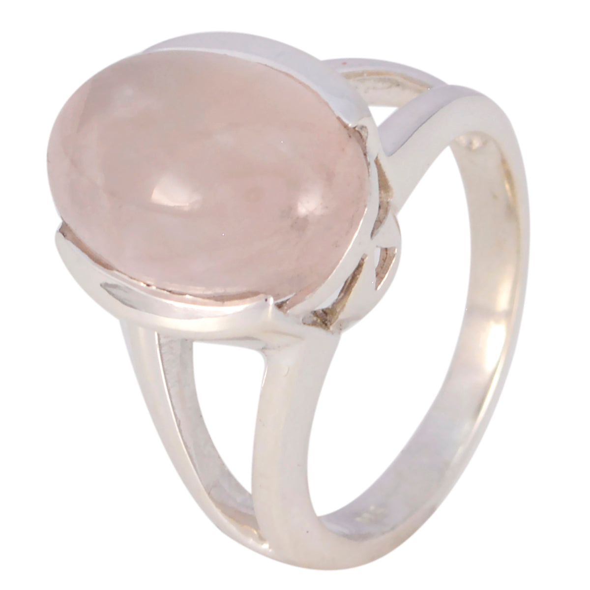 María Feminine Pink Solitaire Ring
