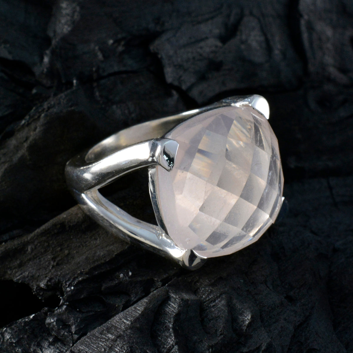 Ida Retro Pink Solitaire Ring