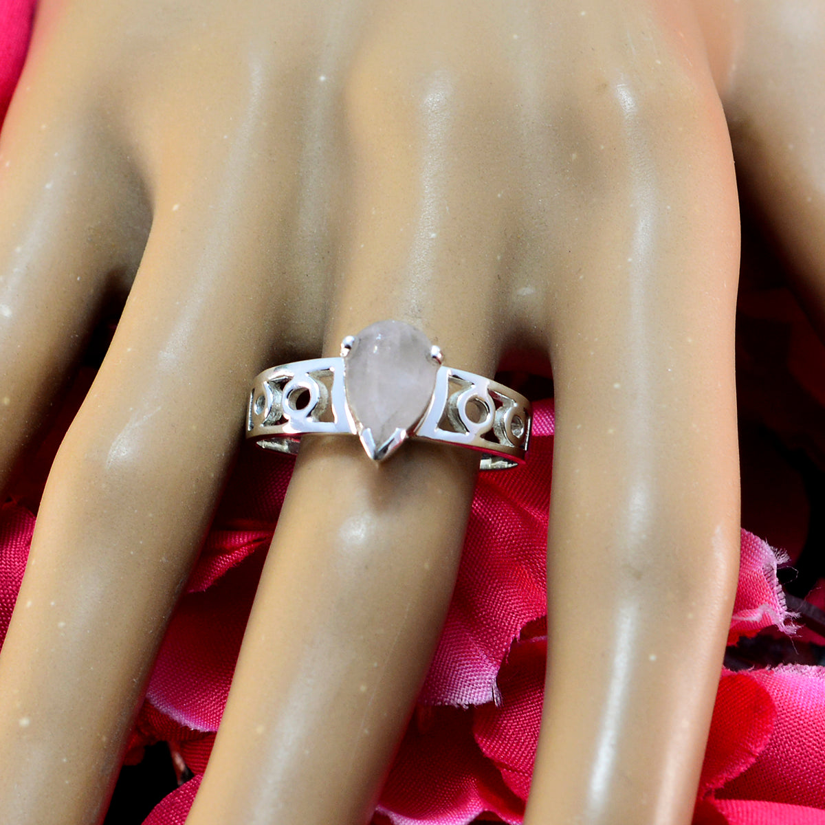 Ayesha Luxurious Pink Solitaire Ring