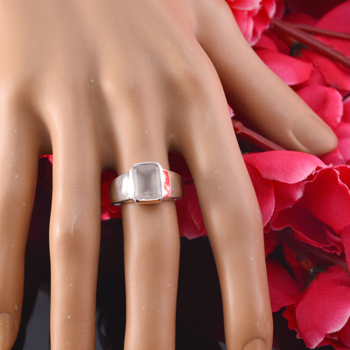 Nisa Signet Pink Solitaire Ring