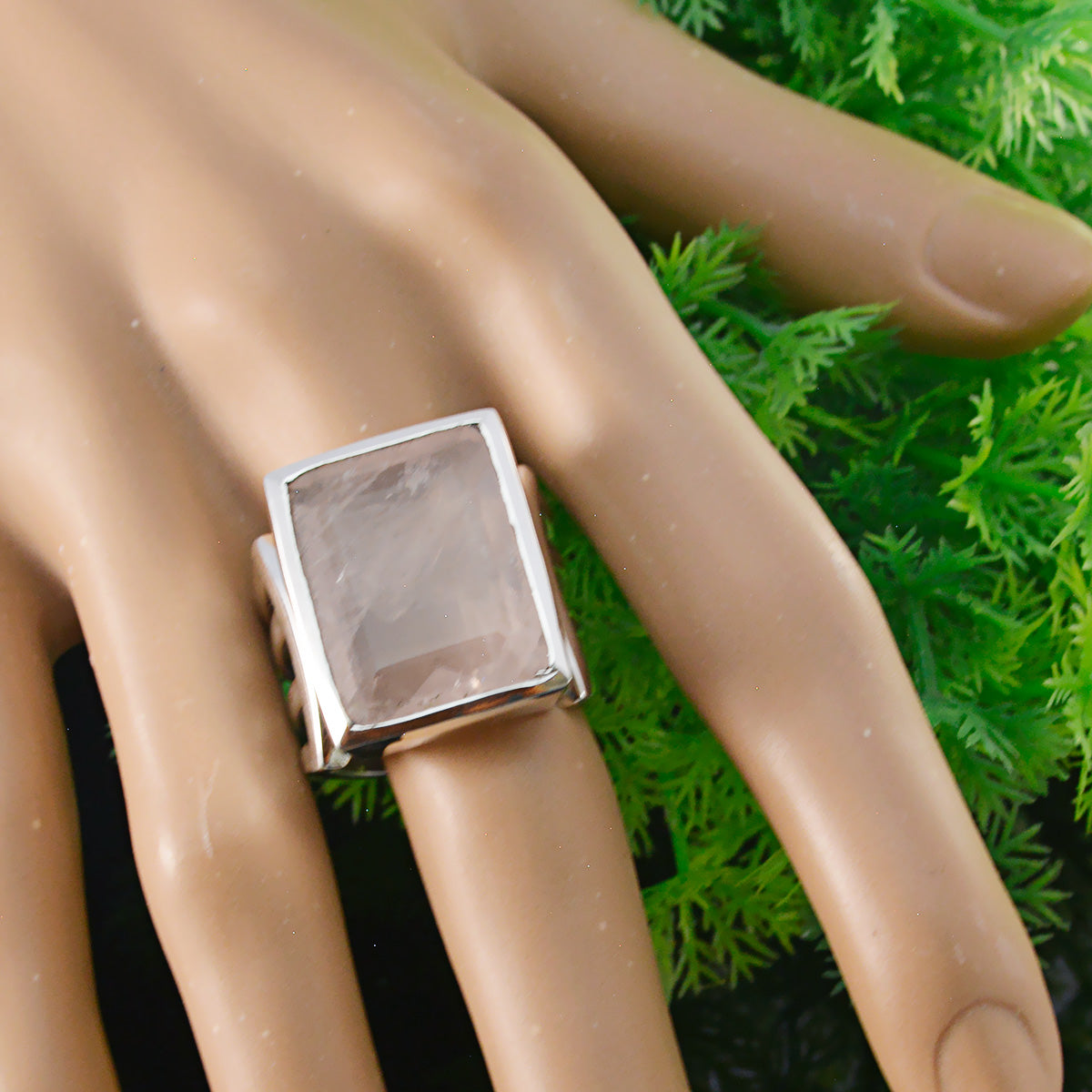 Marie Armor Pink Solitaire Ring