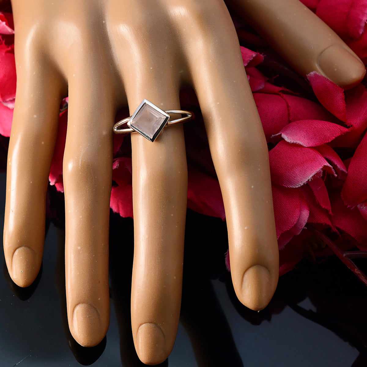 Aisha Graceful Pink Solitaire Ring