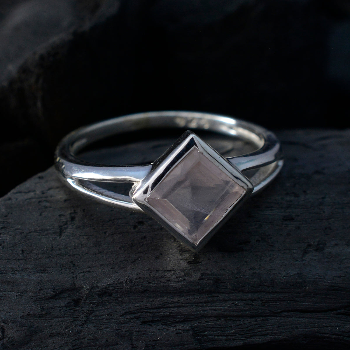 Aisha Graceful Pink Solitaire Ring