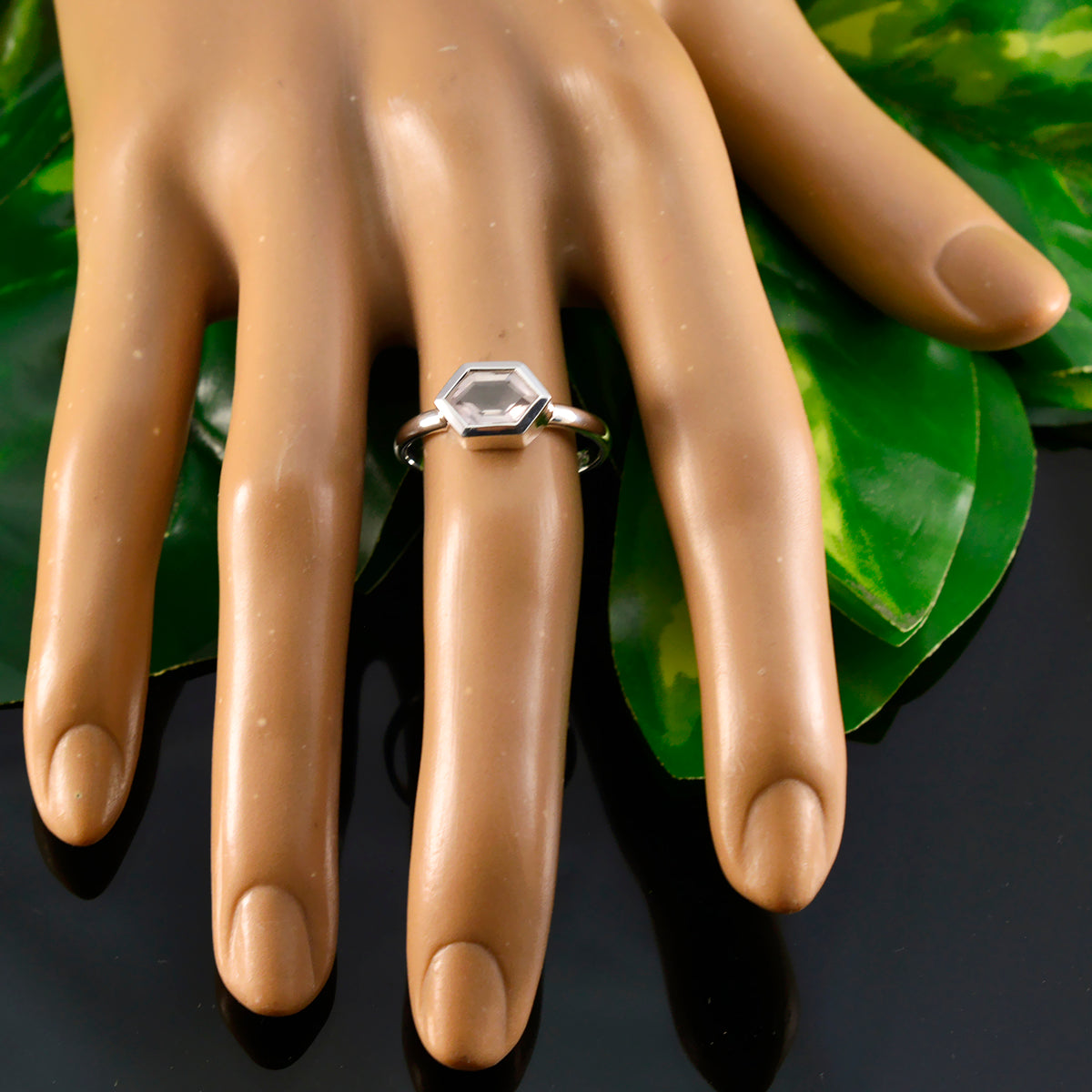 Aisha Luxurious Pink Solitaire Ring