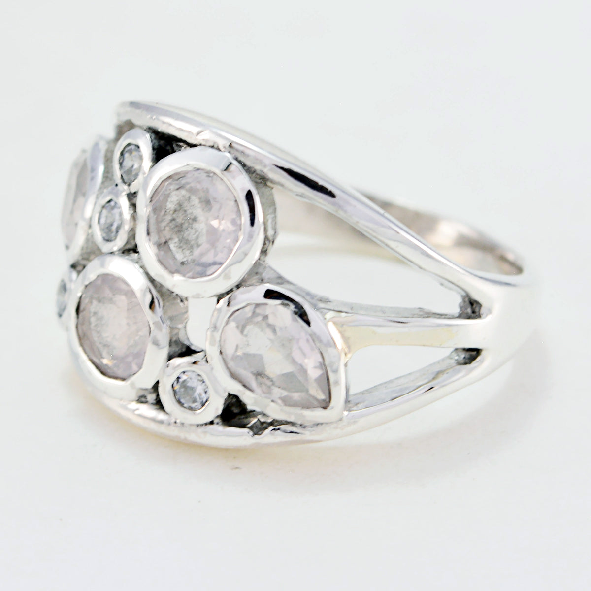 Siti Luxurious Pink quarter Ring