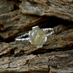 Yuki Twist Golden Solitaire Ring