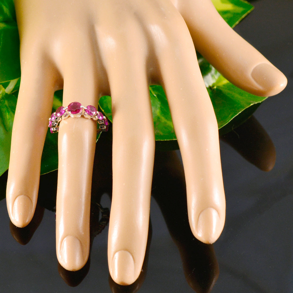 Hye-jin Abstract Red Navratna Ring