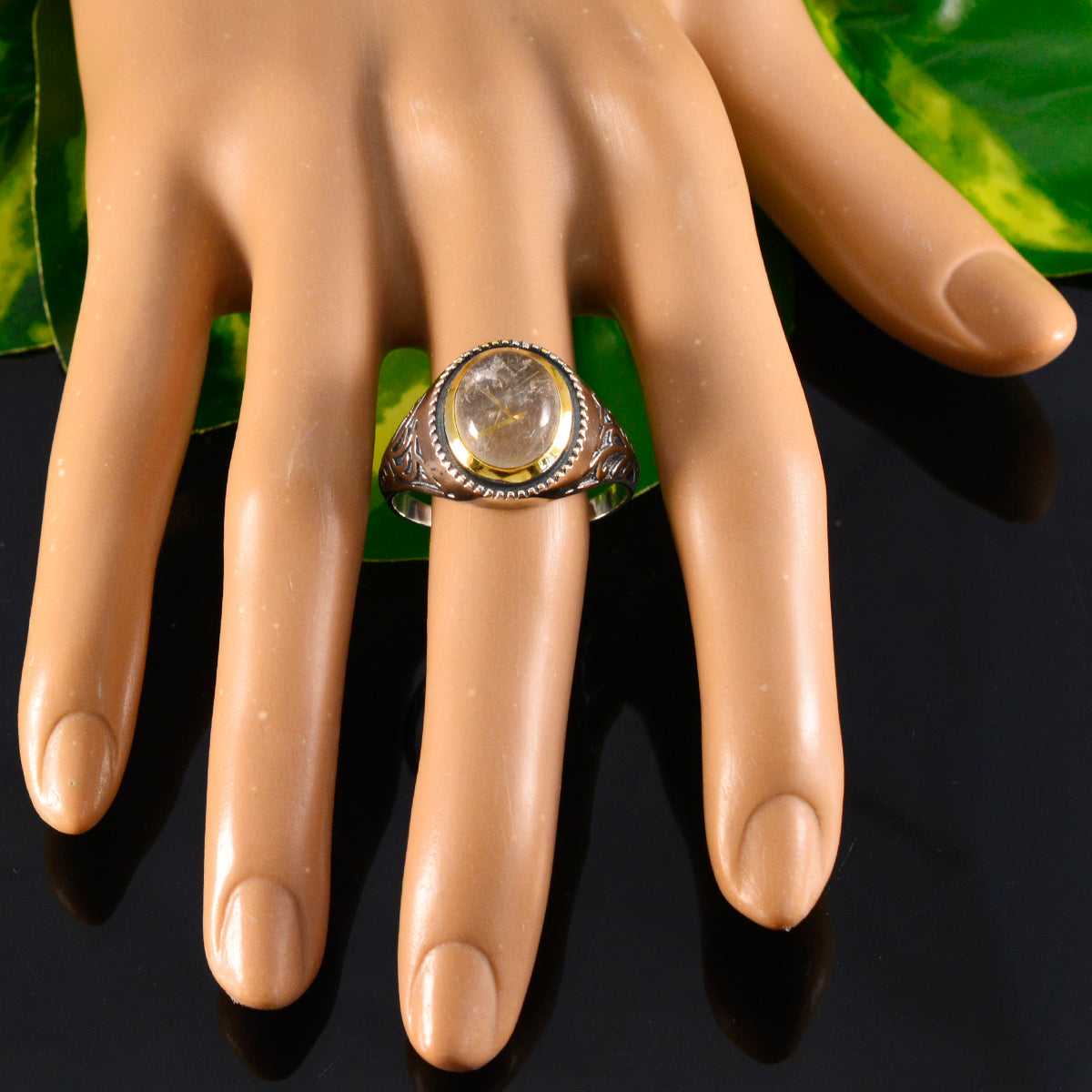Inès Filigree Golden Solitaire Ring
