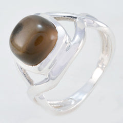 Eliza Trendy Light Green Solitaire Ring