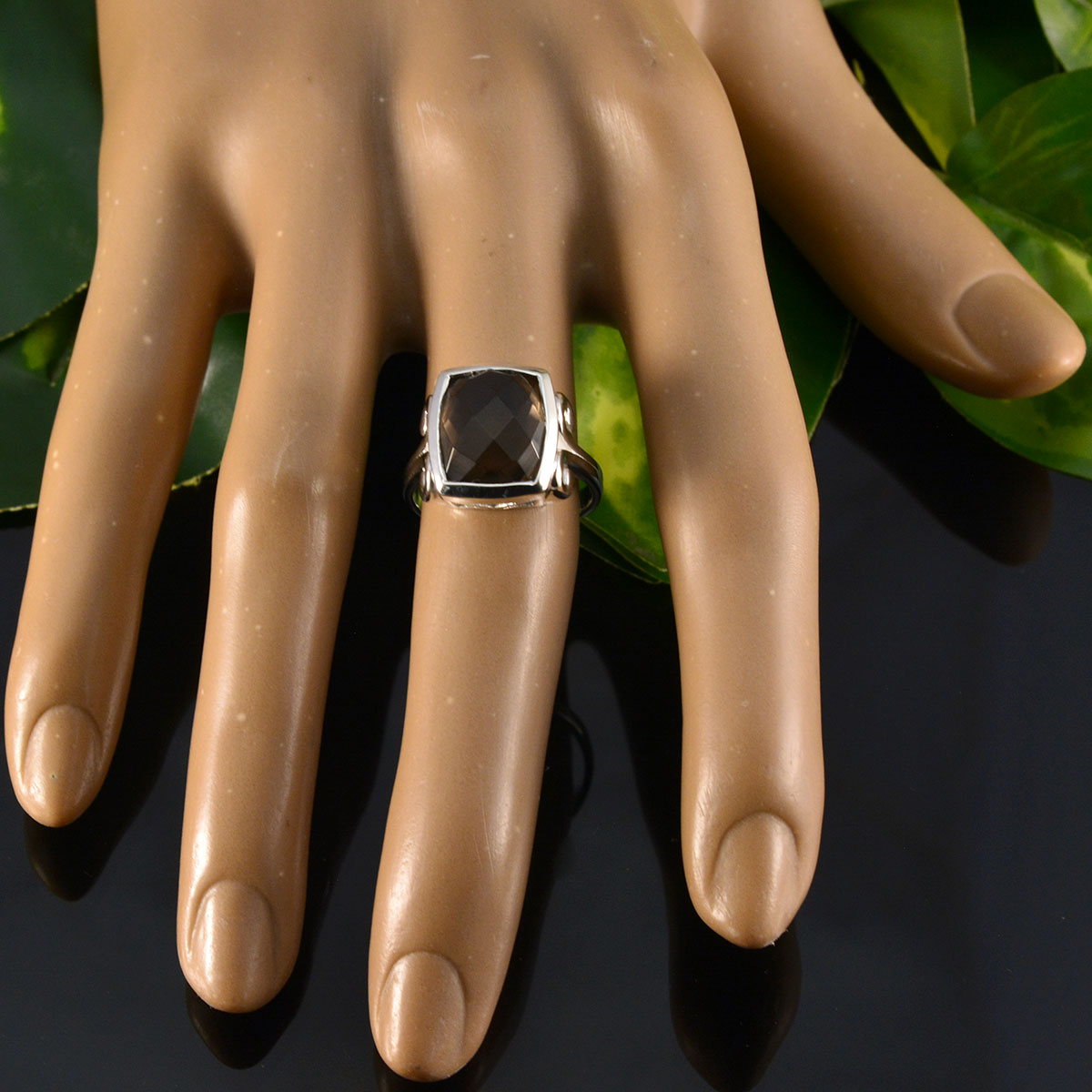 Dewi Sophisticated Brown Solitaire Ring