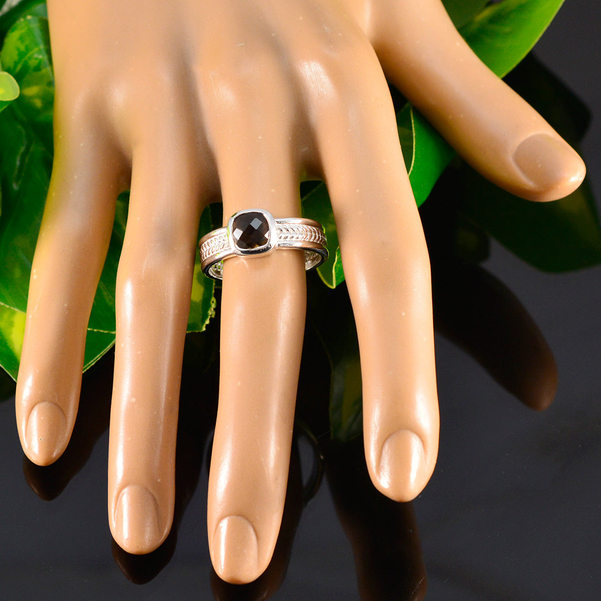 Mathilde Rope-Wire Brown Solitaire Band