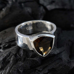 Sofía Signet Brown Solitaire Band