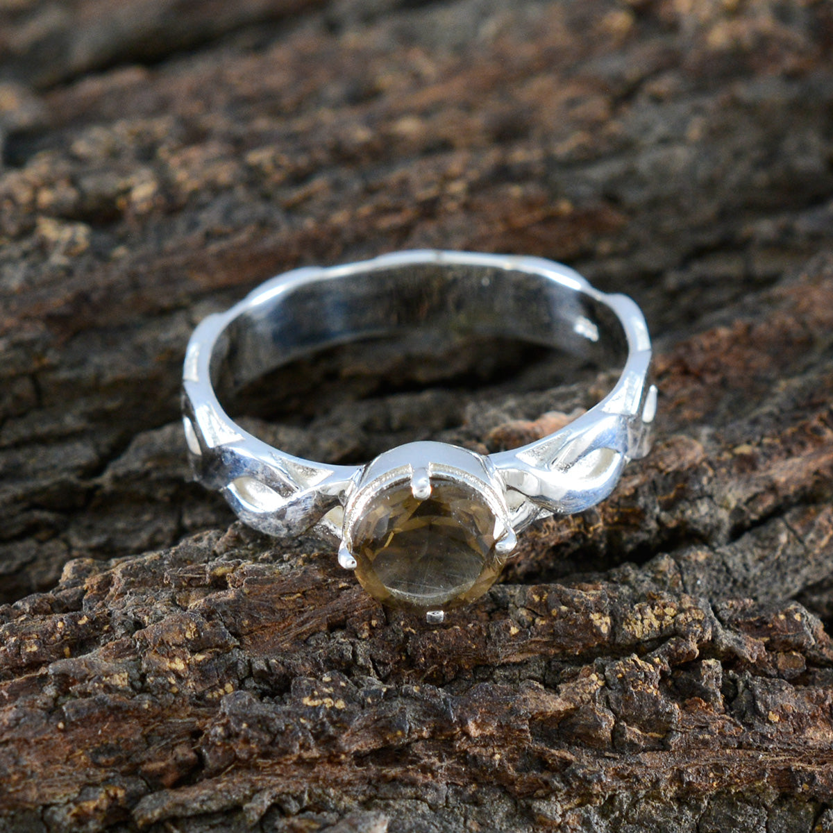 Julia Romantic Brown Solitaire Ring