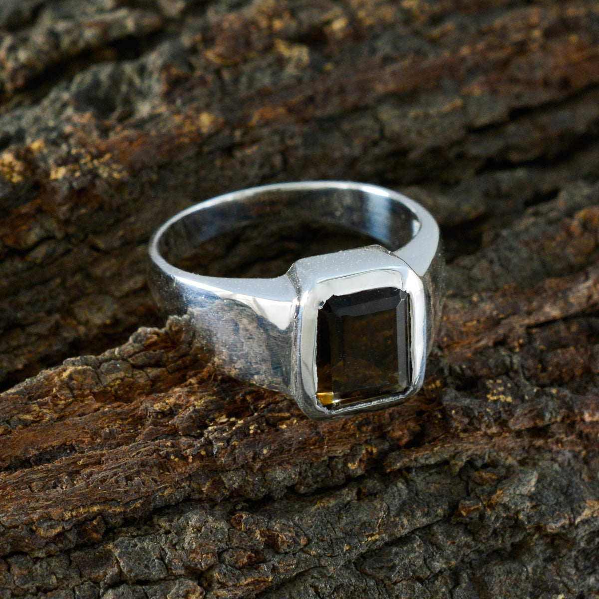 Evelyn Signet Brown Solitaire Ring