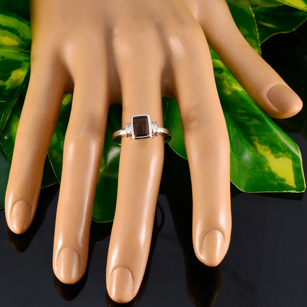 Violet Modern Brown Solitaire Ring
